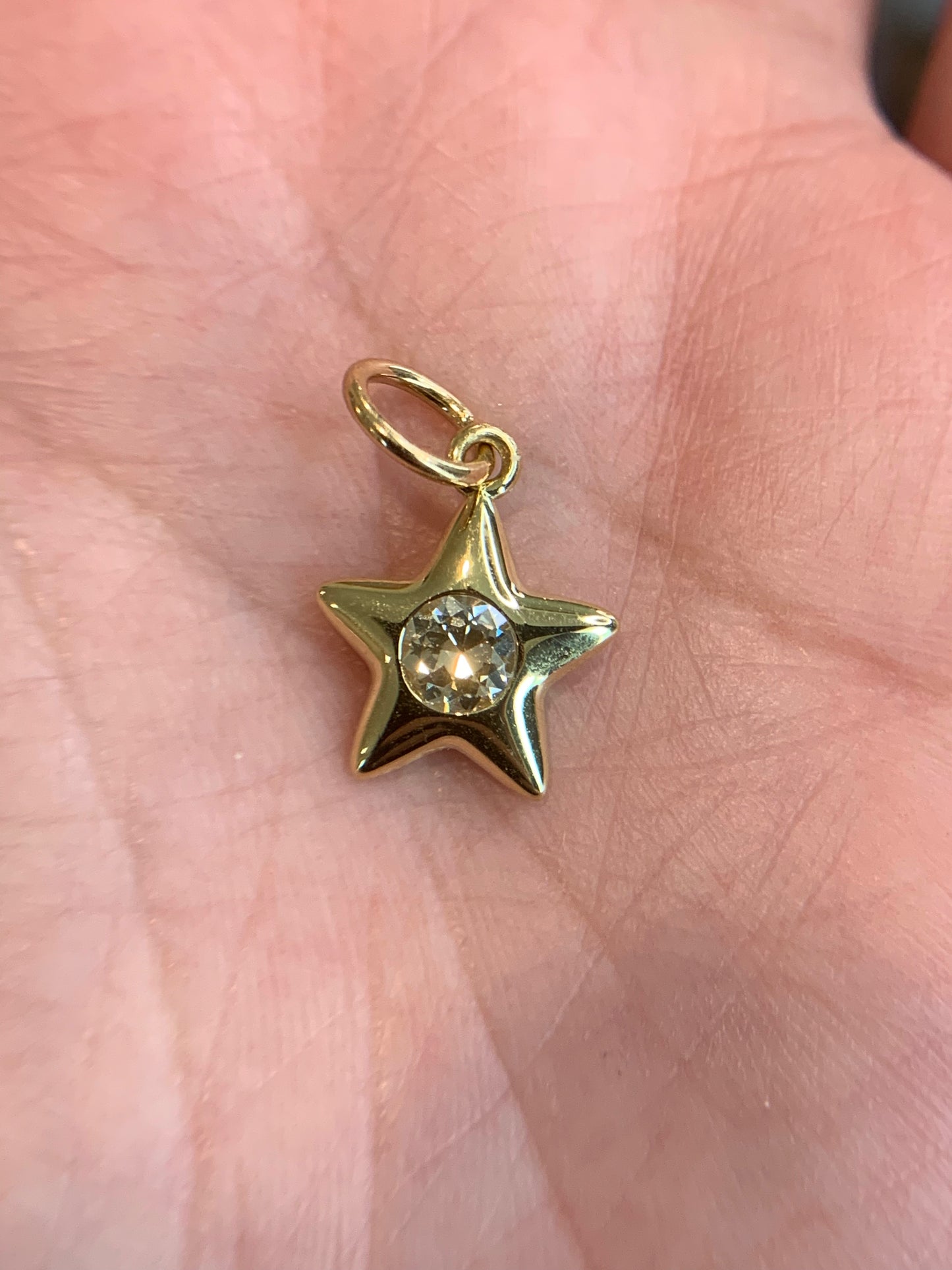 Corinne H. custom order - Star D. 0.39ct warm OEC diamond in 18k yellow gold Little Star- shiny finish