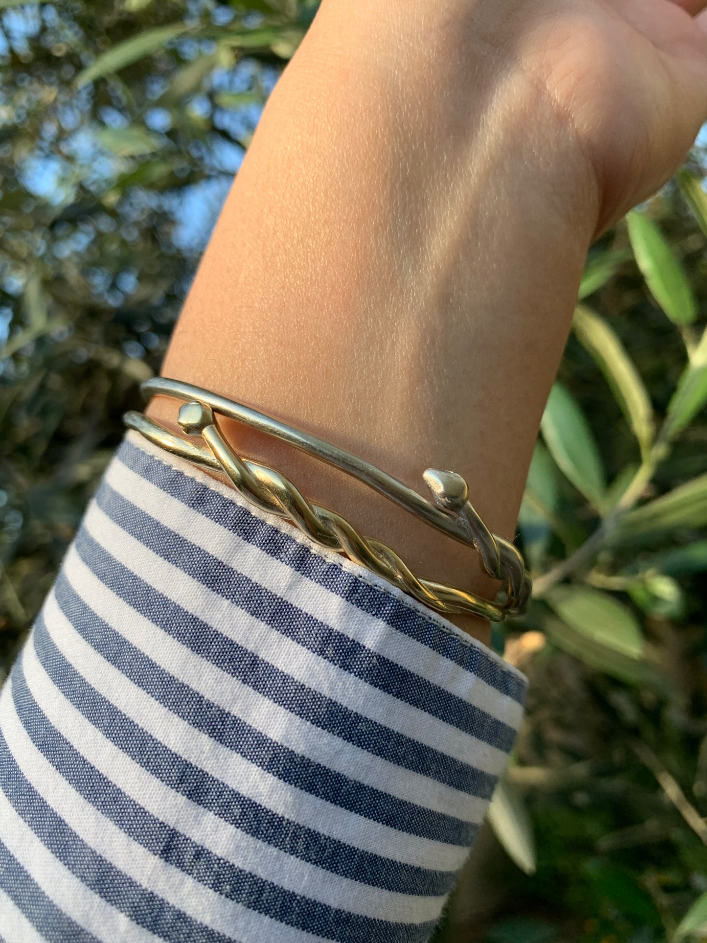 "Familiar" Snake bangle bracelet (Made to order)