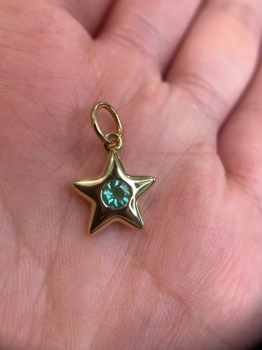 Katie D. custom order - 0.28ct "The Archer" natural emerald in 18k yellow gold Little Star, shiny finish