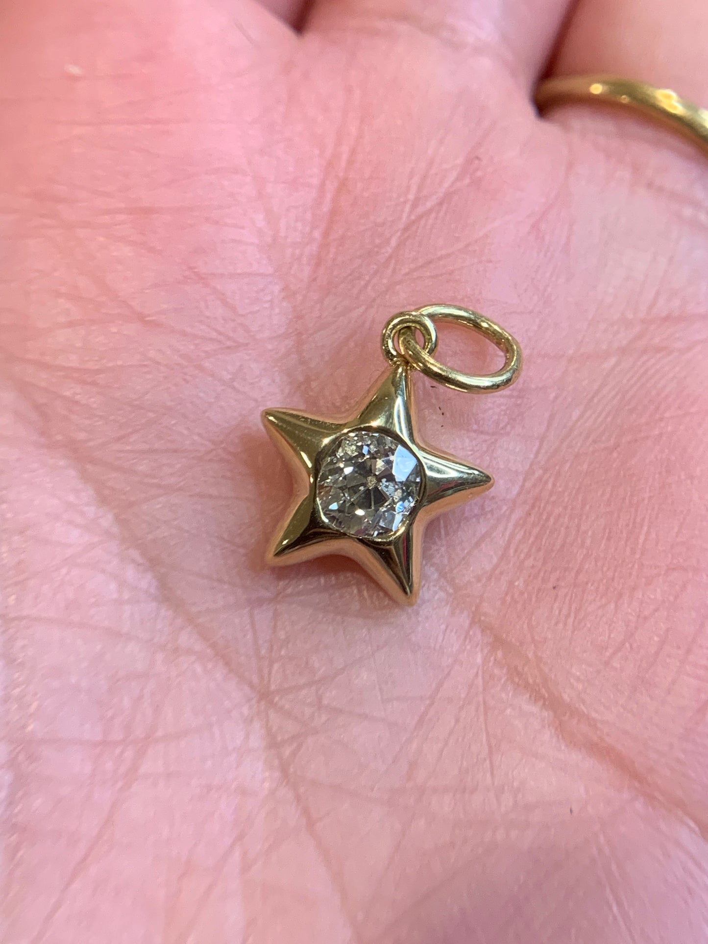 Hanna K. custom order - Star A. 0.75ct OMC diamond in 18k yellow gold Mother Star- shiny finish- open culet