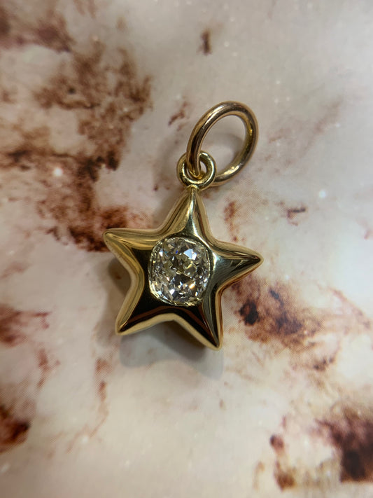 Sandra C. custom order - Star C. 0.55ct “Neverland” G-I OMC Diamond in 18k yellow Mother Star