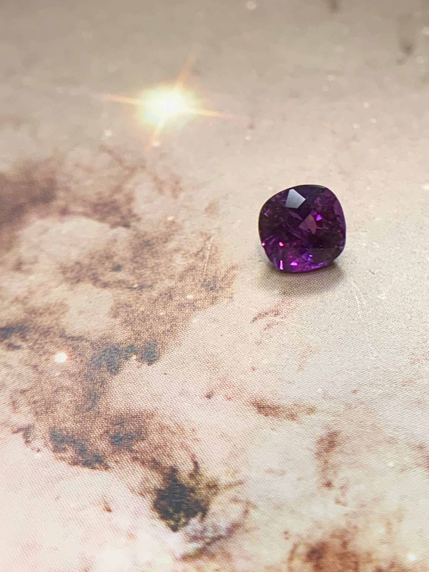 Emelee M. custom order - 0.64ct "The Little Shop of Found Things" sapphire in 18k yellow gold Mother Star- matte finish
