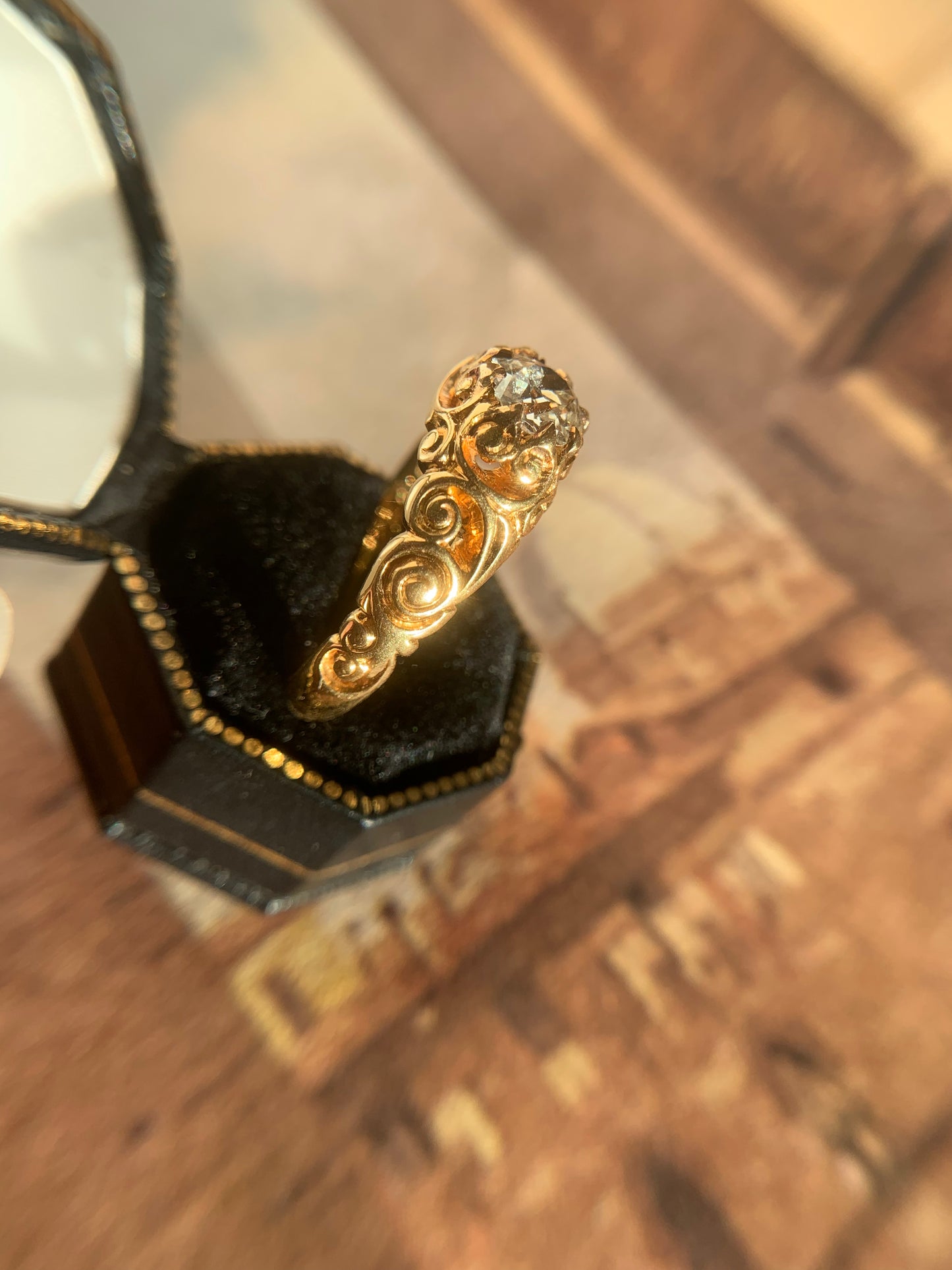 18k "Story Keeper" 0.90ct old European cut diamond ring in yellow gold (antique, only one available)
