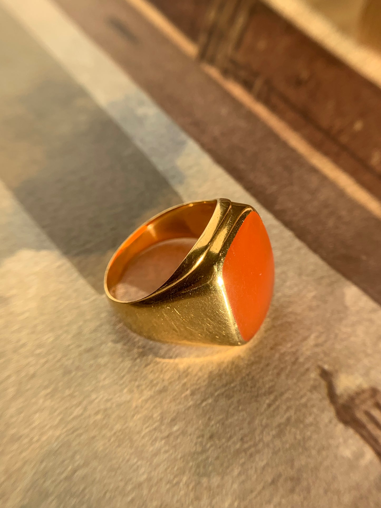 18k "Light Keeper" carnelian signet in yellow gold (vintage, only one available)