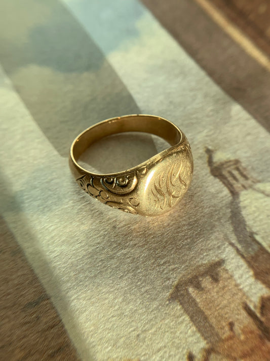 14k "Knight's Oath" carved signet in yellow gold (antique, only one available)