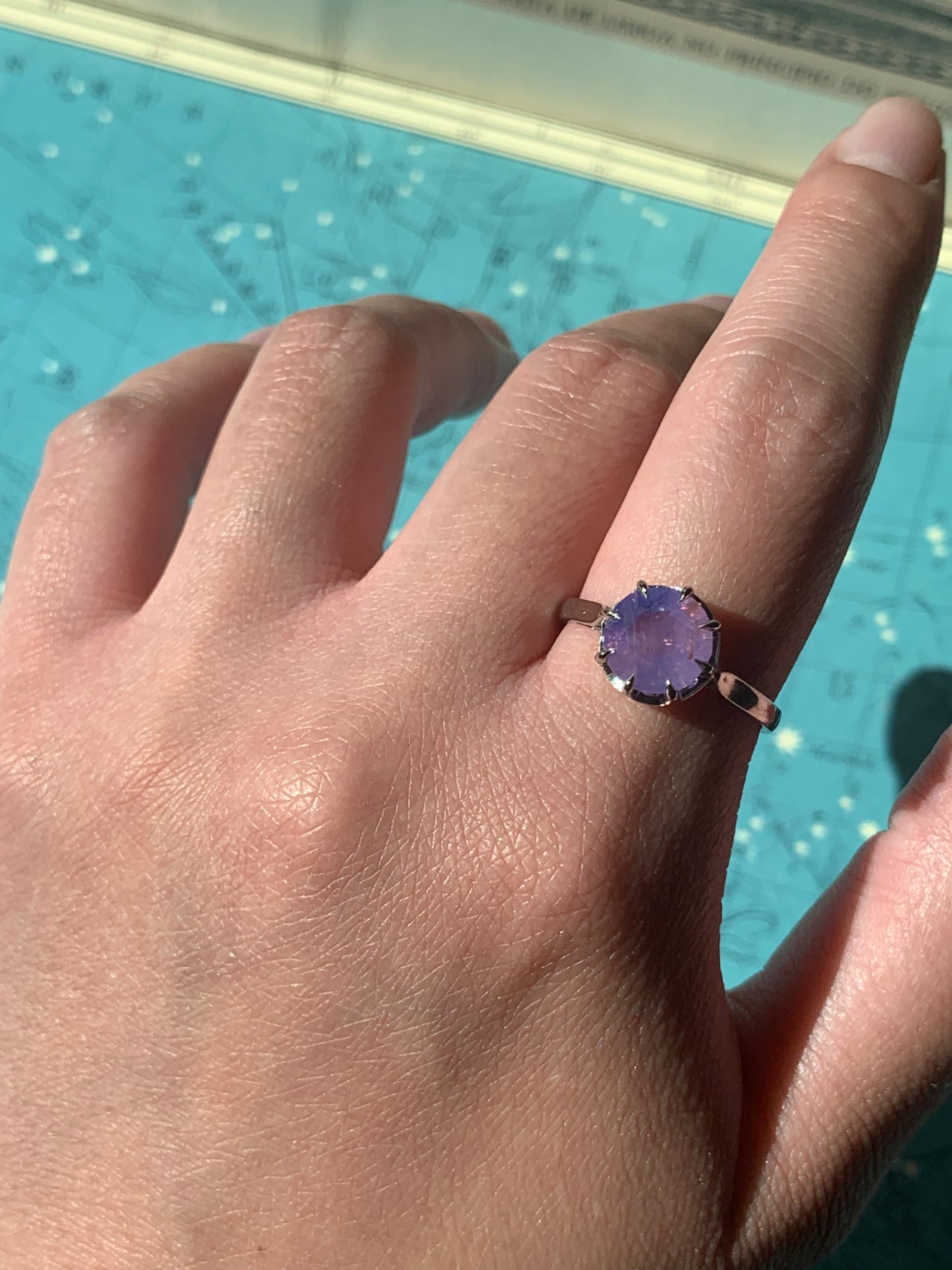 18k "Aurora" restored French ring with 2.68ct opalescent sapphire, in white gold and platinum (antique, only one available)