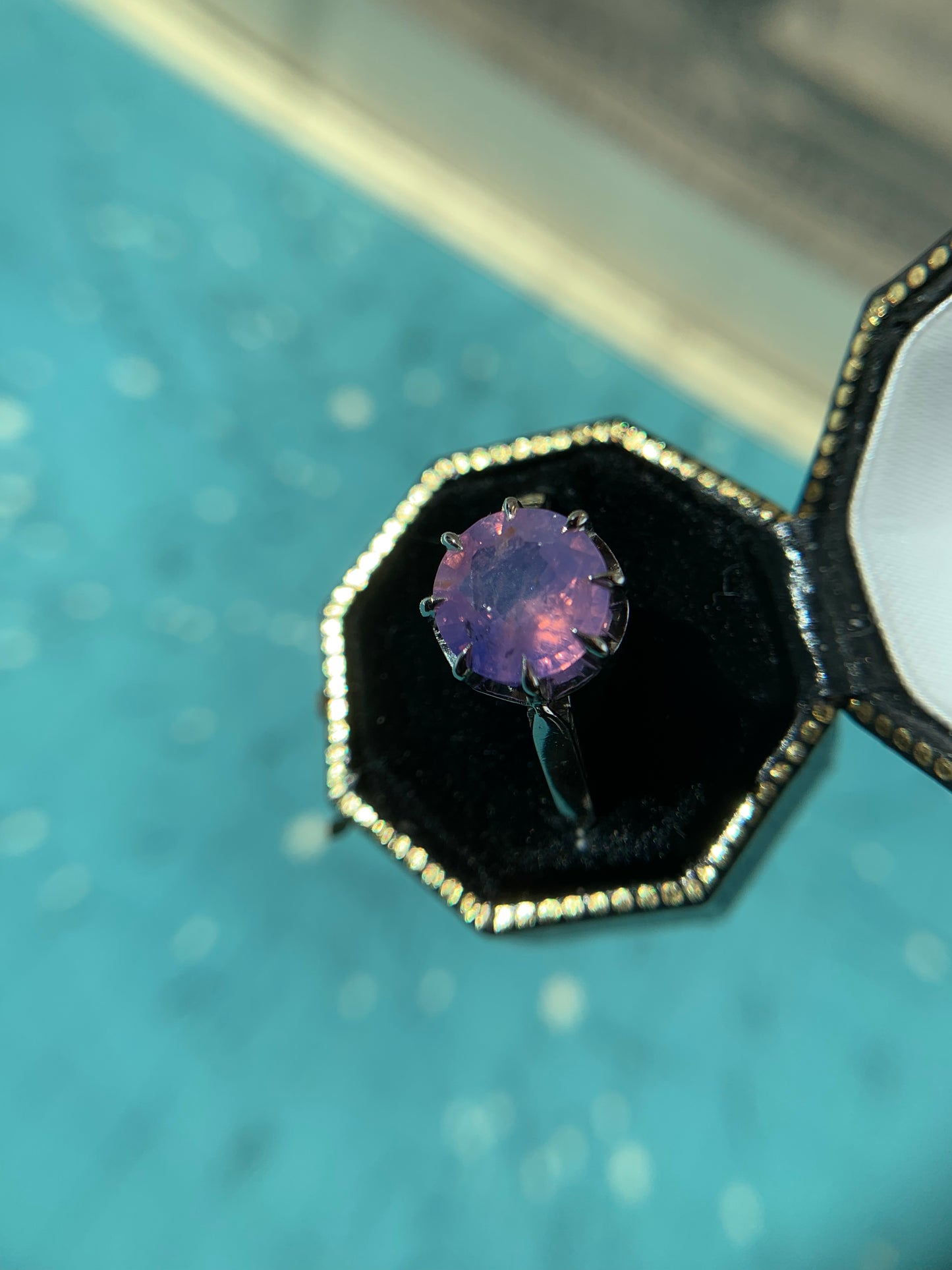 18k "Aurora" restored French ring with 2.68ct opalescent sapphire, in white gold and platinum (antique, only one available)