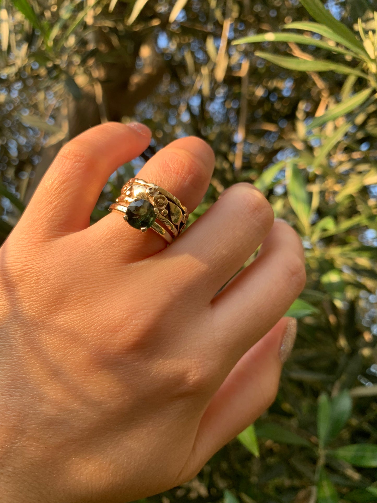 14k "Labyrinth" full eternity foliage cigar band in yellow gold (vintage, only one available)