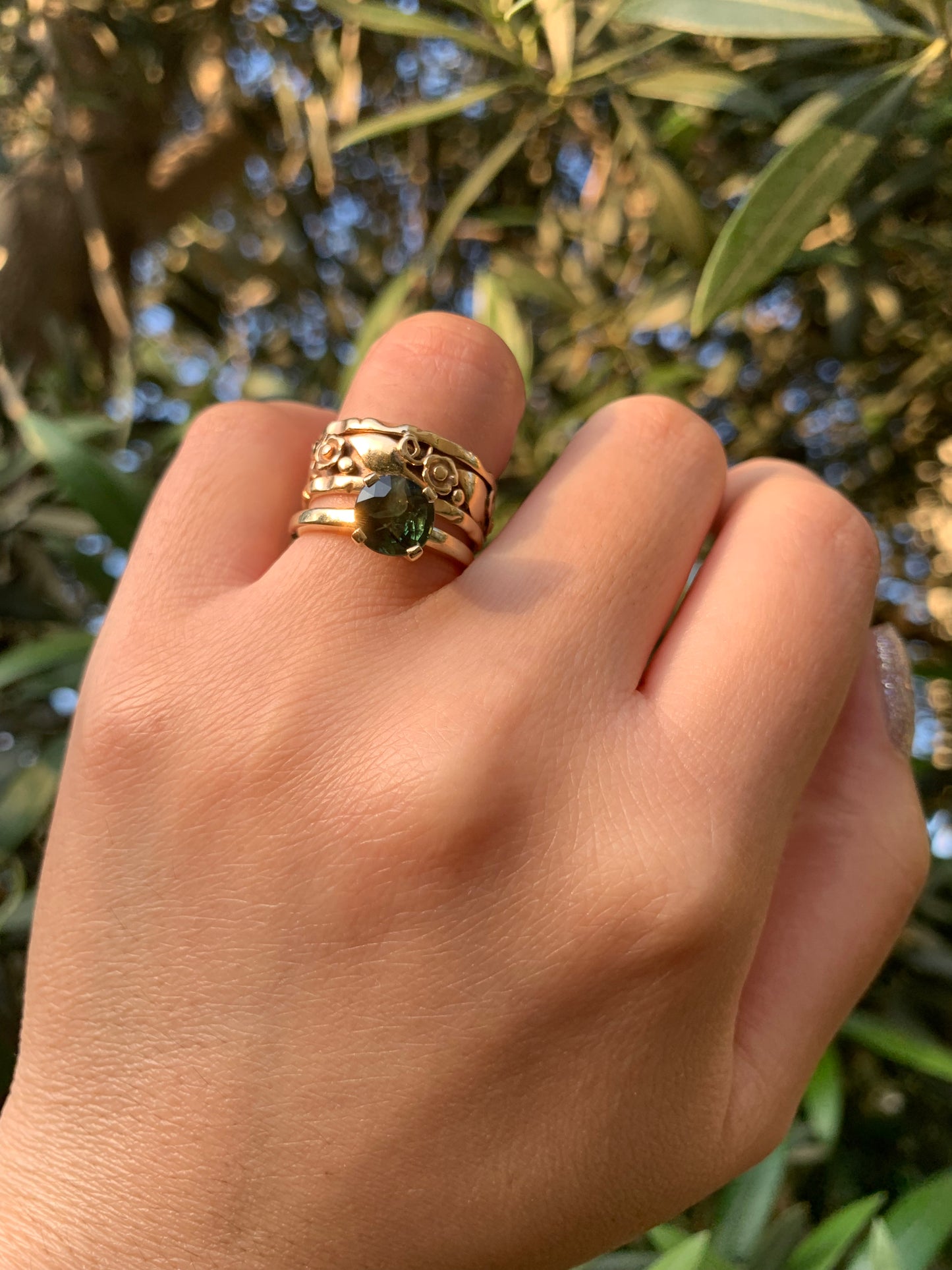 14k "Labyrinth" full eternity foliage cigar band in yellow gold (vintage, only one available)