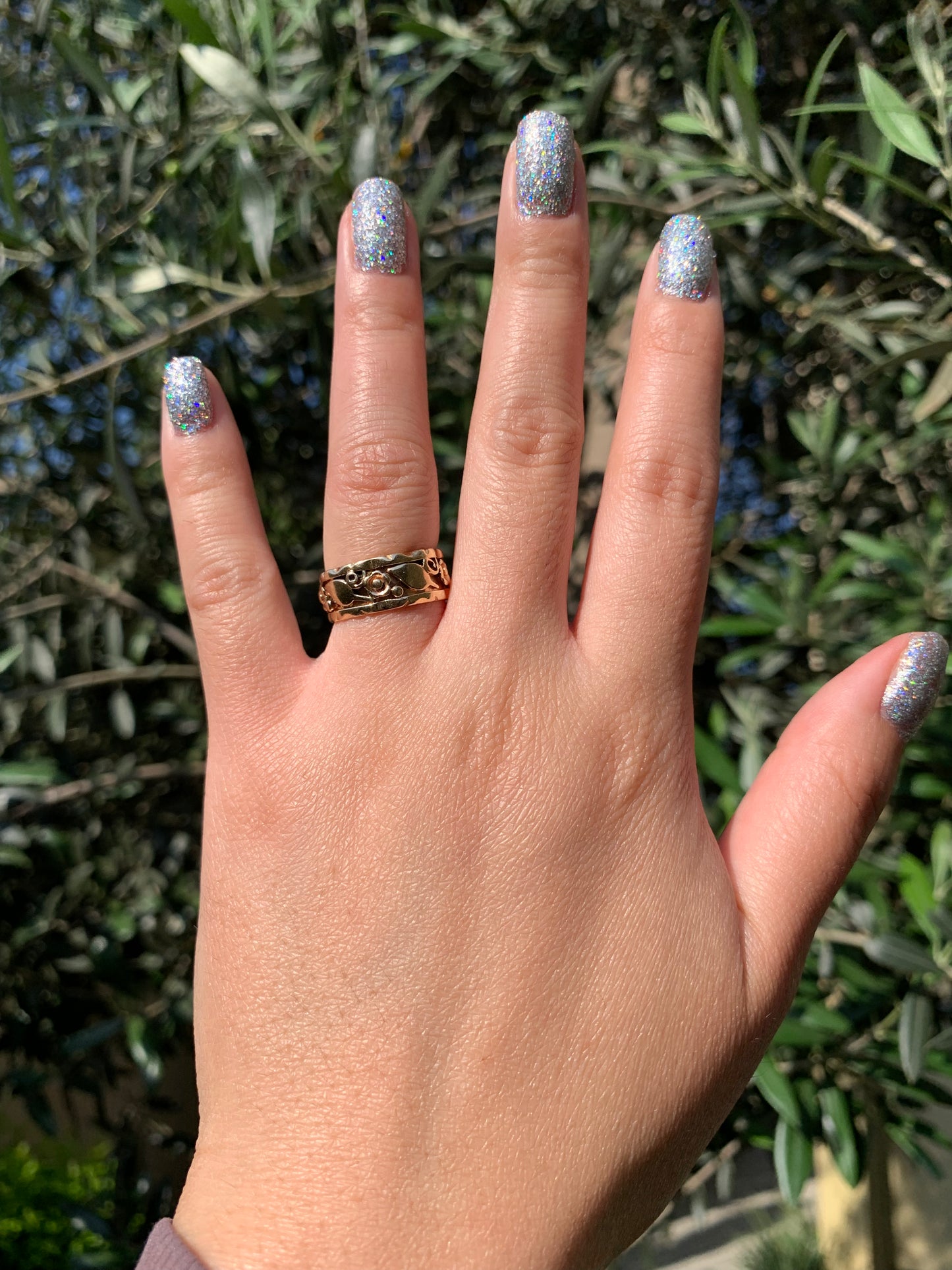 14k "Labyrinth" full eternity floral cigar band in yellow gold (vintage, only one available)