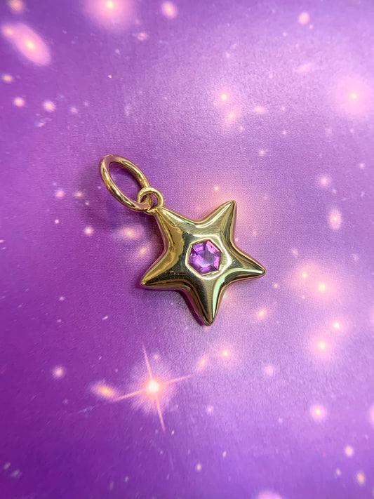Star O. 0.16ct Hex opalescent "Baby amaranth" purple sapphire in 18k yellow gold