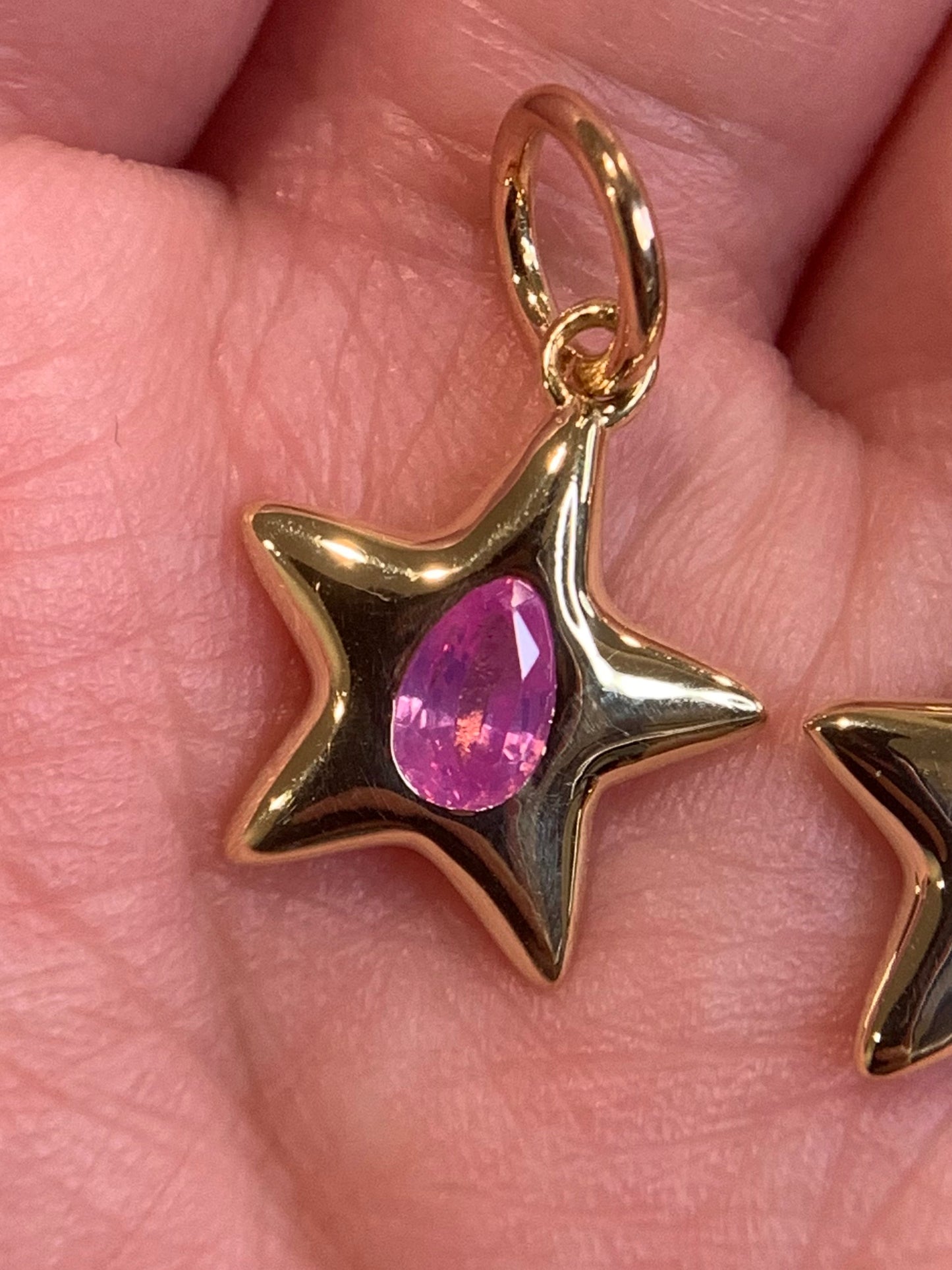 Danielle custom order - Star P. 0.39ct "Gumdrop" opalescent pink pear sapphire in a solid 18k yellow gold Little Star, shiny finish