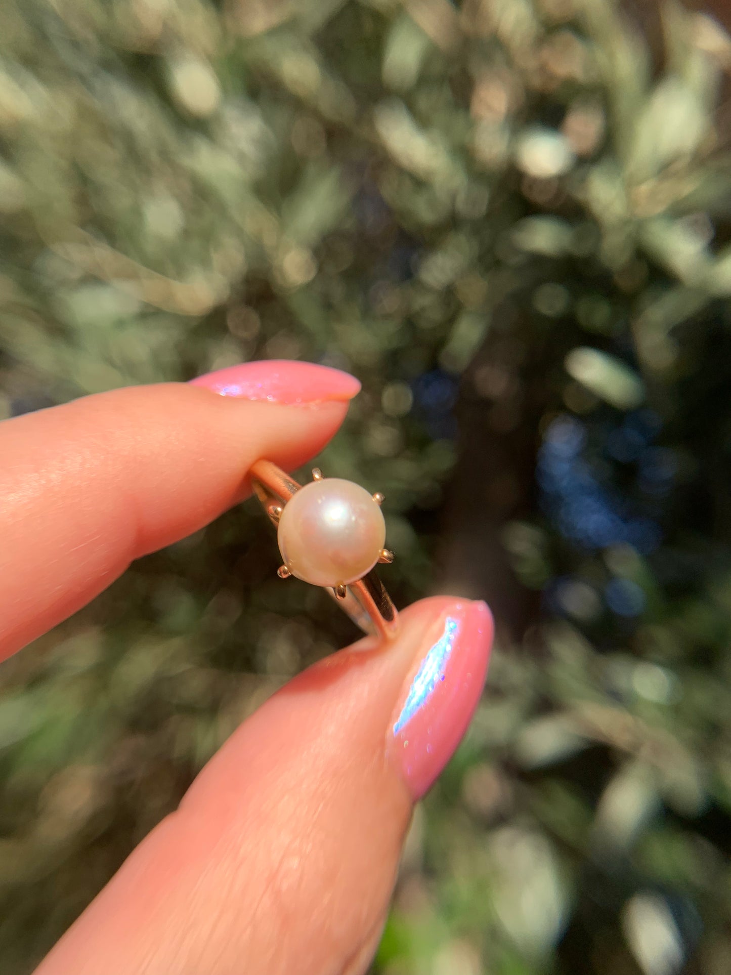 14k "Siren" pearl ring in yellow gold (vintage, only one available)