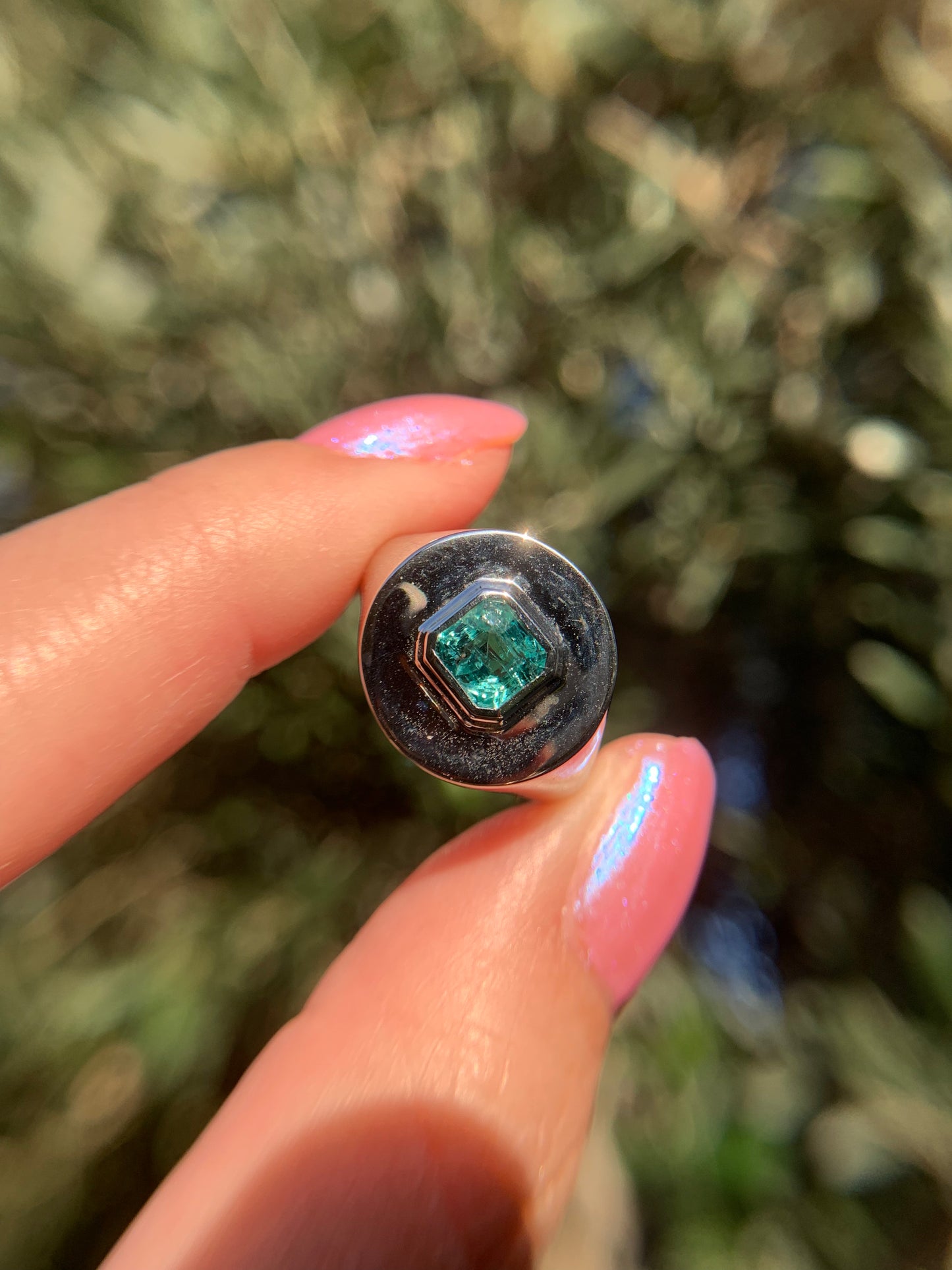 14k Fare Well Fine natural emerald signet in white gold